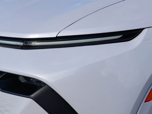 Used 2024 Chevrolet Equinox EV LT w/ LPO, Trailering Package image 16