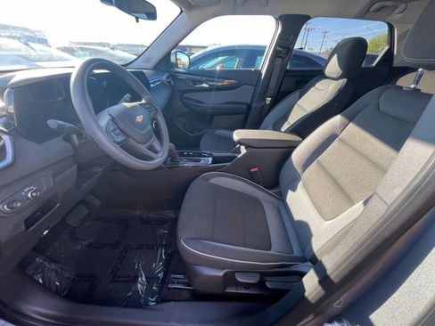 Used 2025 Chevrolet TrailBlazer LT image 24
