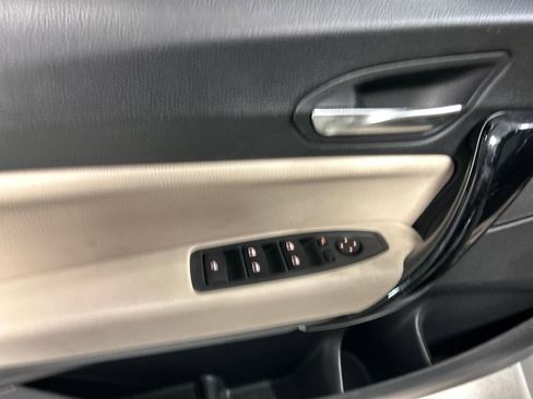 Used 2016 BMW 228i Convertible image 12