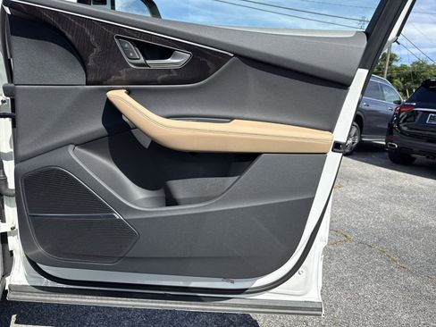 Used 2025 Audi Q7 3.0T Premium Plus image 33