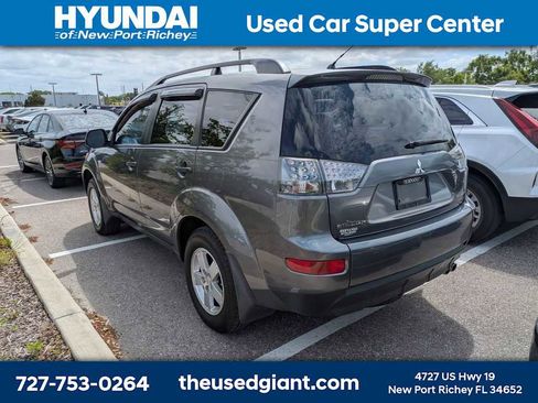 Used 2007 Mitsubishi Outlander LS image 2