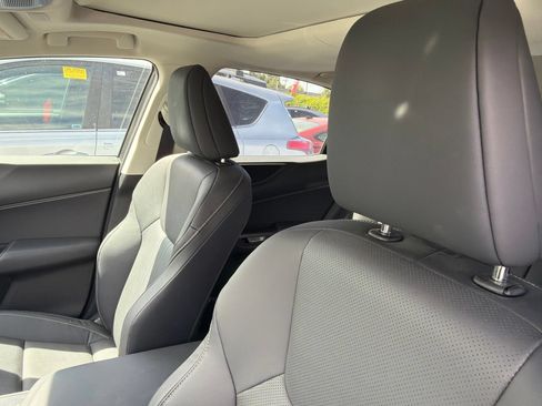 Used 2022 Lexus NX 350h AWD w/ Towing Package (2000 Lbs) image 8