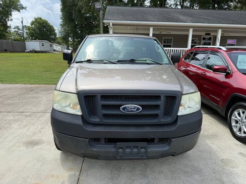 Used 2005 Ford F150 XL RWD image 6