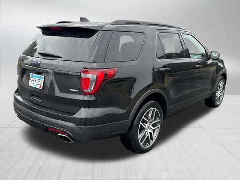 Used 2017 Ford Explorer Sport w/ Equipment Group 401A AWD/4WD image 9
