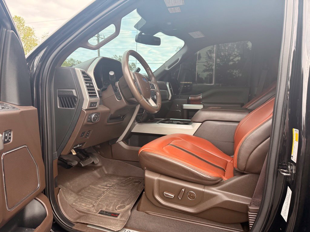 Used 2021 Ford F250 King Ranch w/ King Ranch Ultimate Package AWD/4WD image 17
