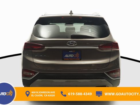 Used 2020 Hyundai Santa Fe SEL w/ Convenience + Premium Package FWD image 12