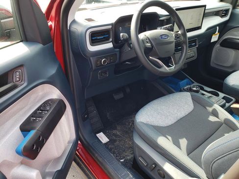 New 2026 Ford Maverick XLT AWD/4WD image 6