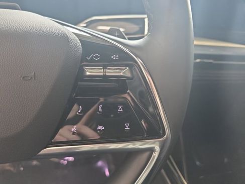 Certified 2025 Cadillac Escalade Sport AWD/4WD image 20