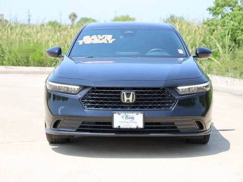Certified 2025 Honda Accord Sport image 2