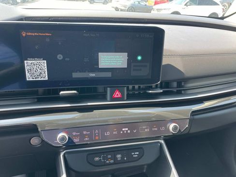 New 2025 Kia Carnival SX Prestige image 13