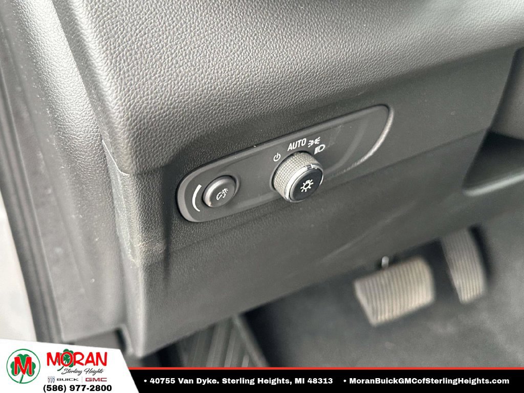 Certified 2023 Buick Envision Essence AWD/4WD image 19