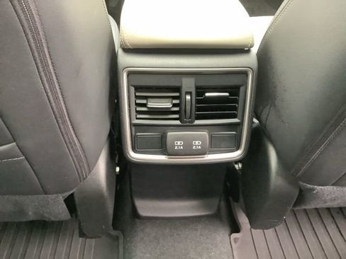 Used 2022 Subaru Forester Limited image 12