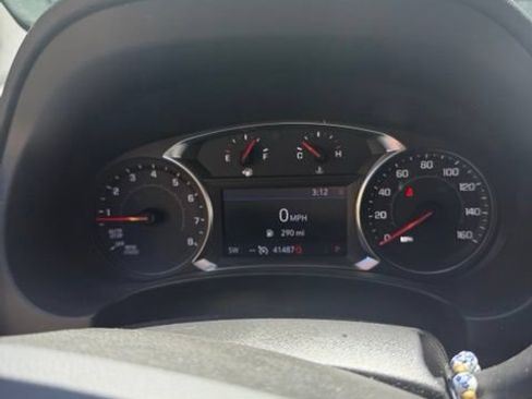 Used 2022 GMC Terrain AT4 AWD/4WD image 9