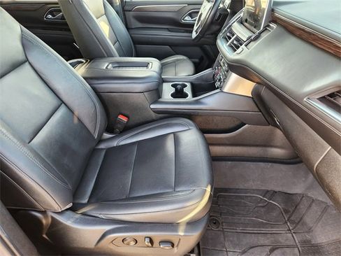 Used 2021 Chevrolet Tahoe Z71 image 14