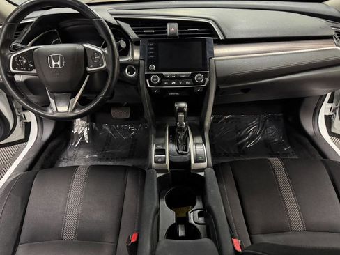 Used 2019 Honda Civic EX image 42