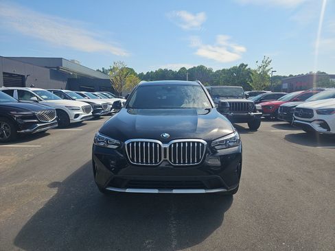 Used 2022 BMW X3 xDrive30i w/ Convenience Package AWD/4WD image 2