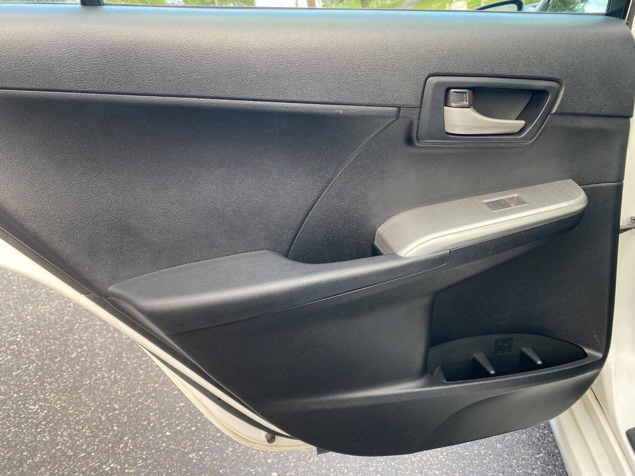 Used 2013 Toyota Camry SE FWD image 24