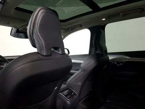 Certified 2023 Volvo XC90 B5 Core w/ Climate Package AWD/4WD image 14