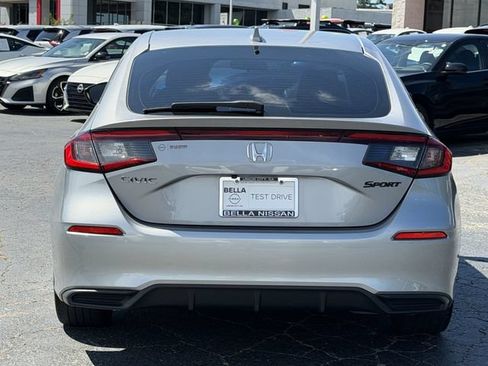 Used 2022 Honda Civic Sport image 4