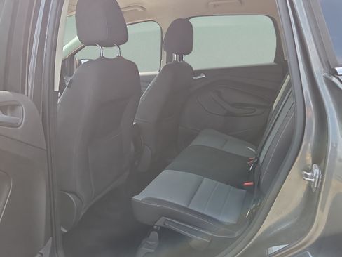 Used 2016 Ford Escape SE FWD image 11