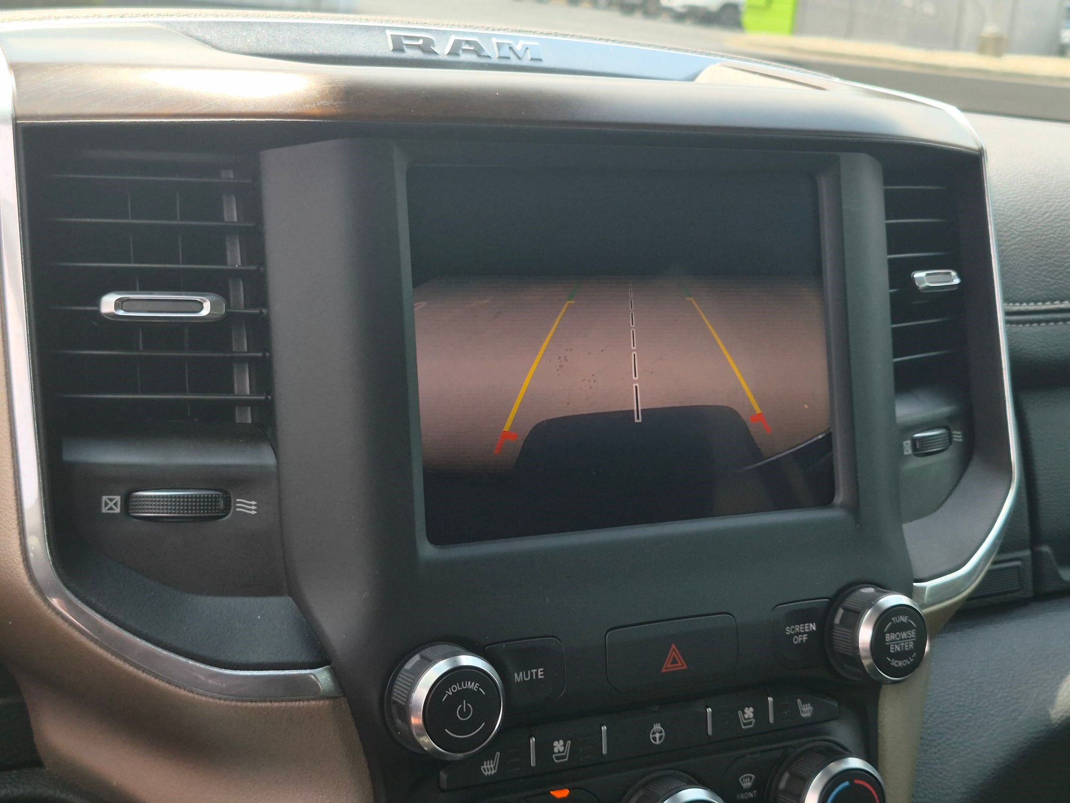 Used 2022 RAM 1500 Laramie RWD image 22