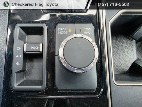 Used 2022 Toyota Tundra SR5 w/ SR5 Convenience Package AWD/4WD image 20