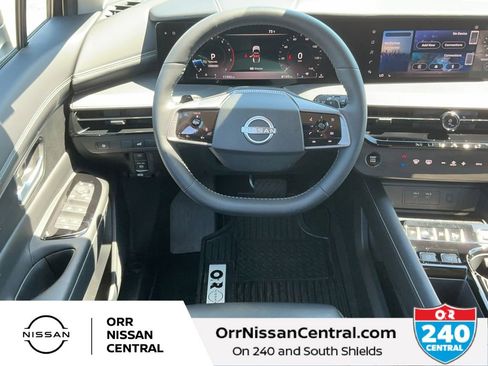 Used 2025 Nissan Murano SV FWD image 14