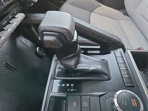 Used 2024 Toyota Tacoma TRD Sport RWD image 17
