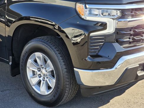 Used 2023 Chevrolet Silverado 1500 LT w/ Protection Package image 10