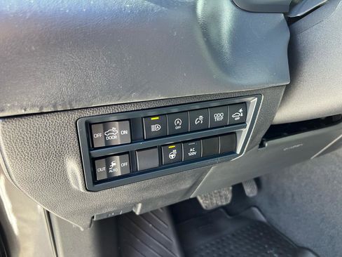 Used 2025 Toyota Tundra Platinum image 22