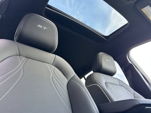 New 2026 Buick Envista Sport Touring w/ Studio Series FWD image 18