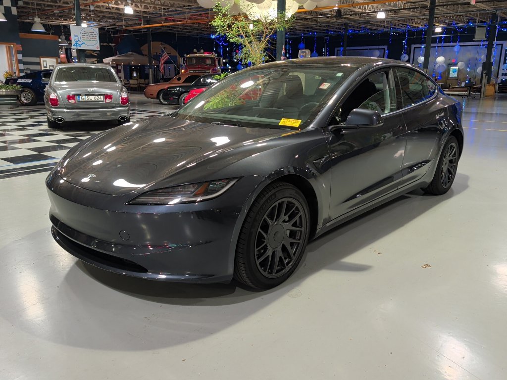 Used 2025 Tesla Model 3 Long Range RWD image 7