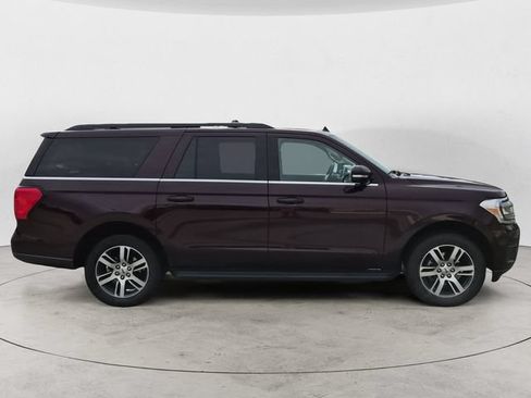 Used 2024 Ford Expedition Max XLT AWD/4WD image 4