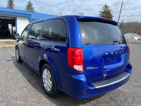 Used 2019 Dodge Grand Caravan SE image 9