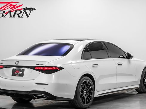 Used 2024 Mercedes-Benz S 580e 4MATIC Sedan image 5