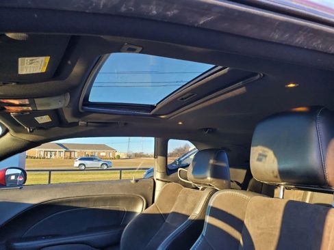 Used 2017 Dodge Challenger GT w/ GT Interior Package image 13