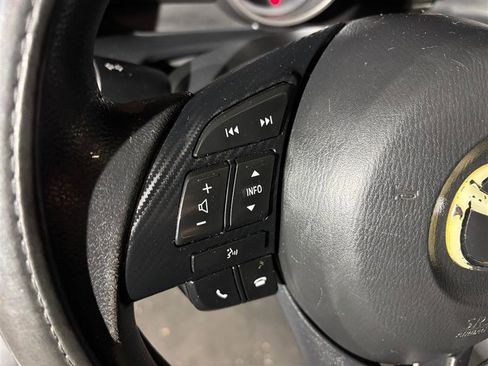 Used 2014 MAZDA MAZDA3 i Sport image 13