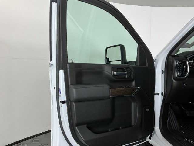 Used 2021 GMC Sierra 3500 Denali w/ Denali Ultimate Package AWD/4WD image 14