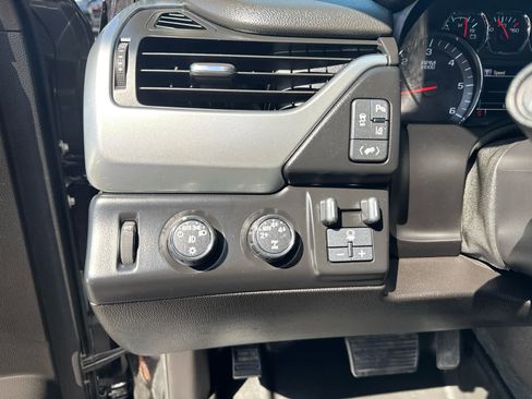 Used 2015 Chevrolet Tahoe LTZ image 11