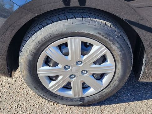 Used 2023 Kia Rio S image 10