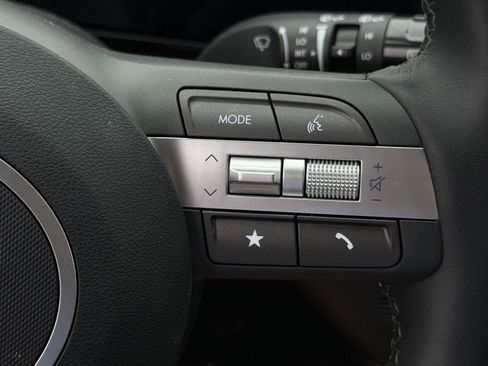 Used 2026 Hyundai Kona SEL Sport FWD image 17