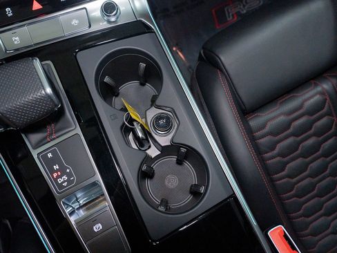 Used 2022 Audi RS 6 image 52