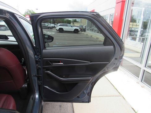 Used 2025 MAZDA CX-30 AWD 2.5 S w/ Preferred Package image 14