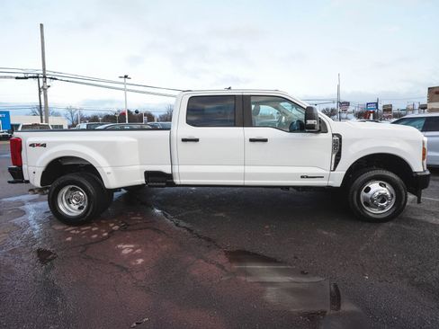 Used 2024 Ford F350 XL w/ Snow Plow/Camper Package image 4