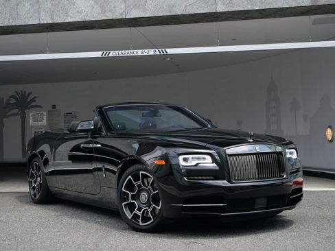 Used 2019 Rolls-Royce Dawn image 14
