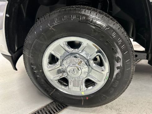 New 2026 RAM 2500 Tradesman w/ Chrome Appearance Group image 9