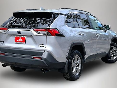 Used 2024 Toyota RAV4 XLE image 5
