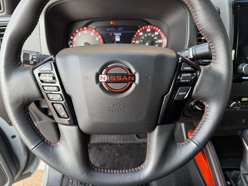 Used 2024 Nissan Frontier PRO-4X w/ Off-Road Protection Package image 27