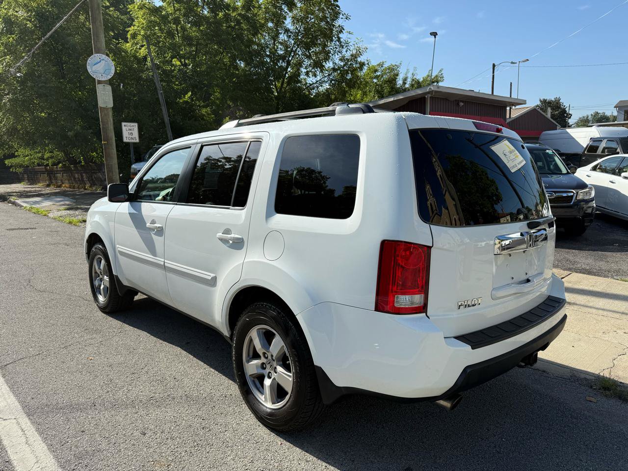 Used 2010 Honda Pilot EX-L image 3