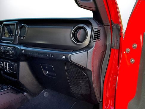 Used 2020 Jeep Wrangler Sport image 17